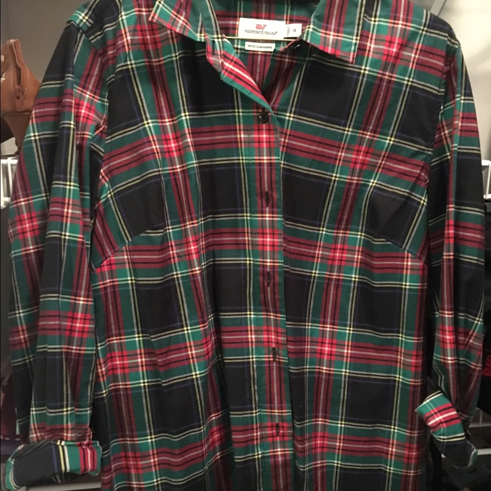 Women's woven Button down