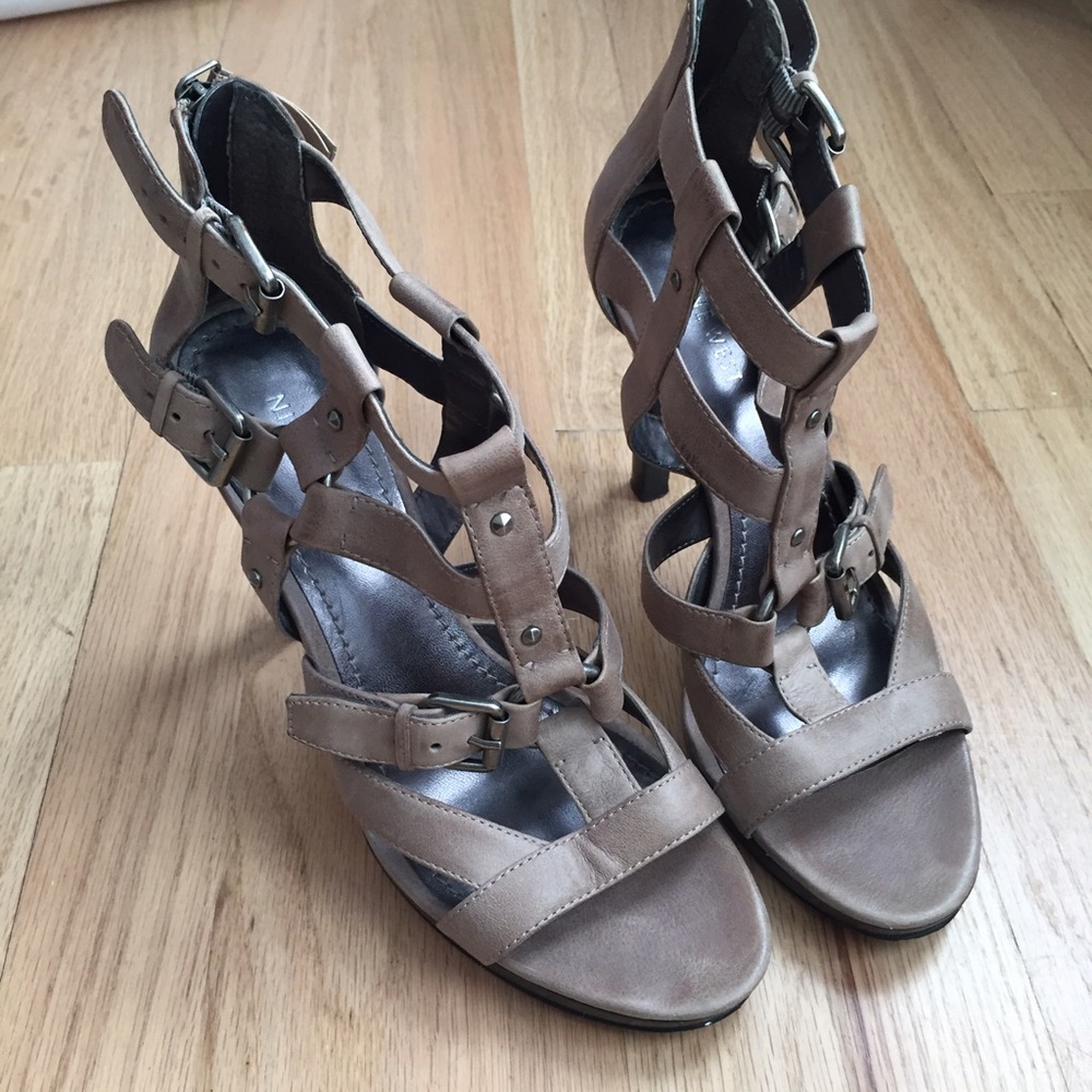 Nine West Gladiator heels size 8.5