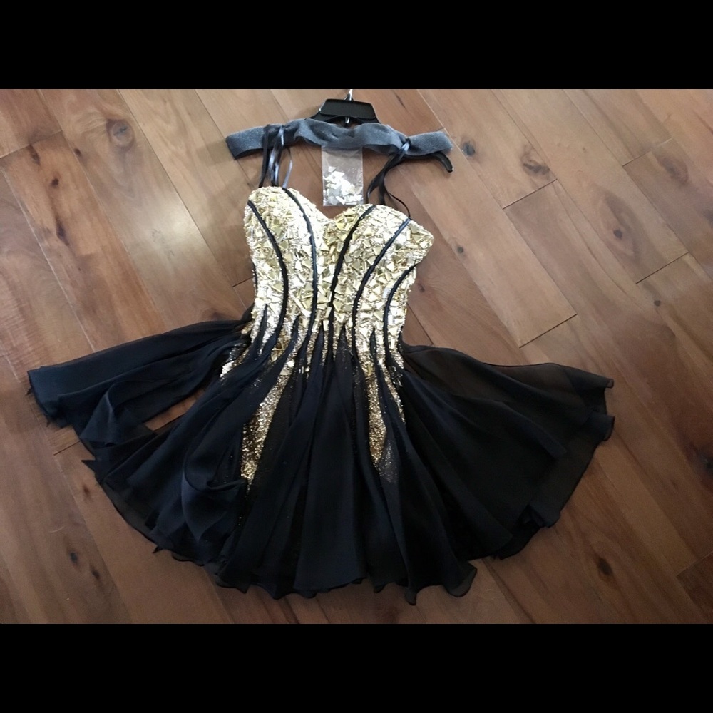 La femme prom dress