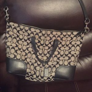 Coach 👛 with matching wallet ❤️️