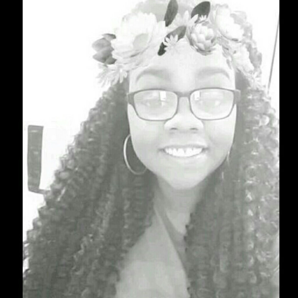 Meet your Posher, Kyra