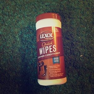 Leather conditioner (2)