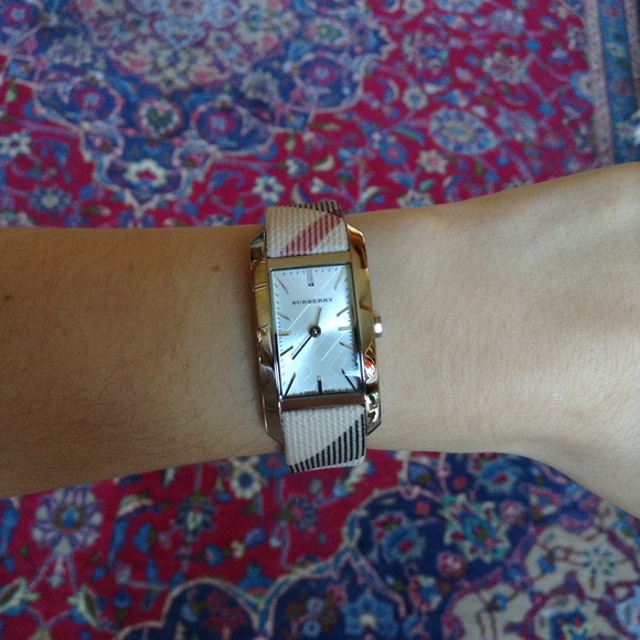 Burberry Nova Check Women\'s Watch BU9503
