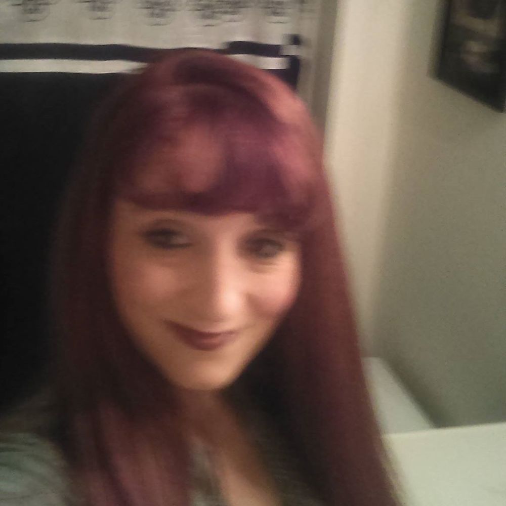 Meet your Posher, Elena