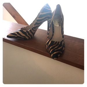 Vince Camuto Pump