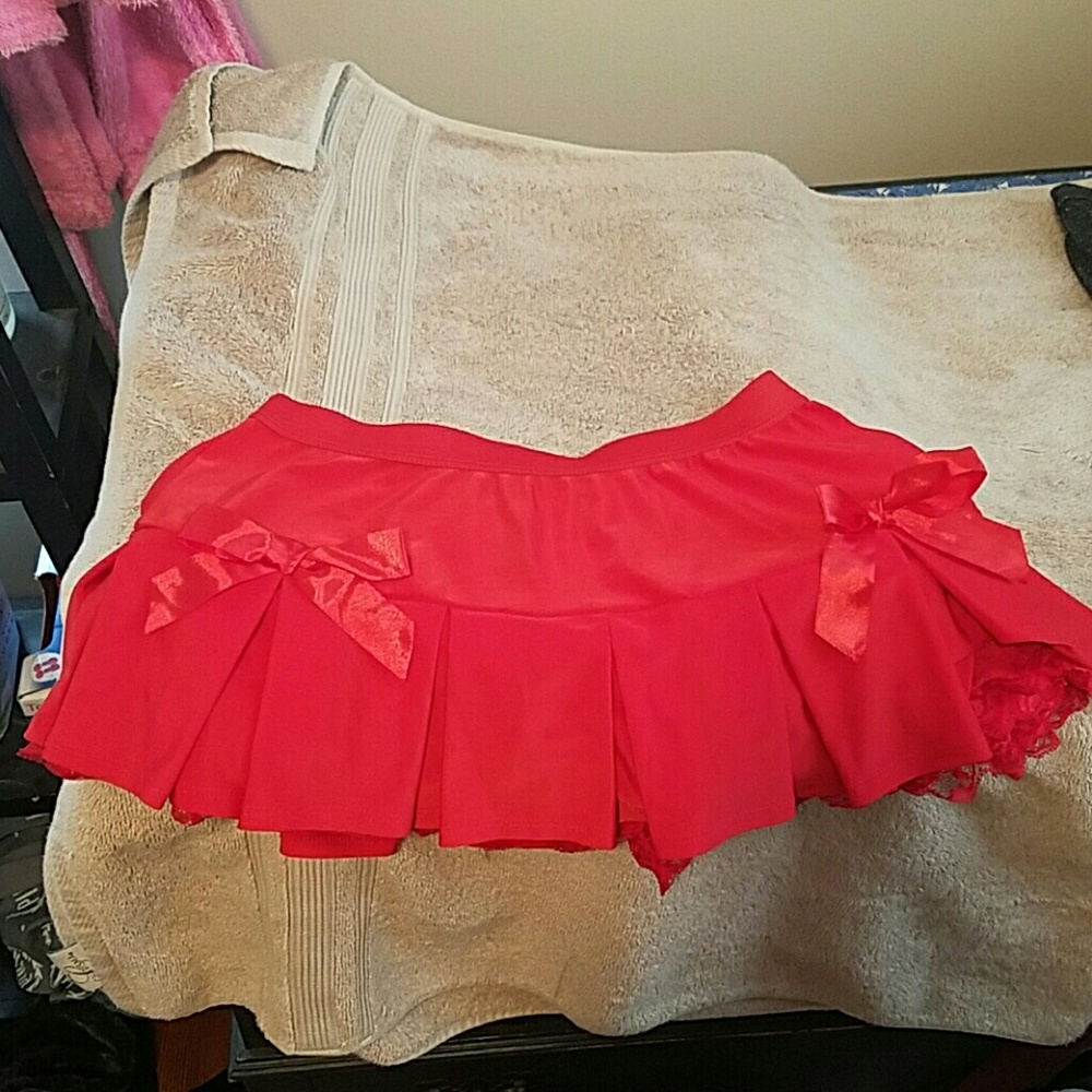 Sexy red skirt very short w/bows