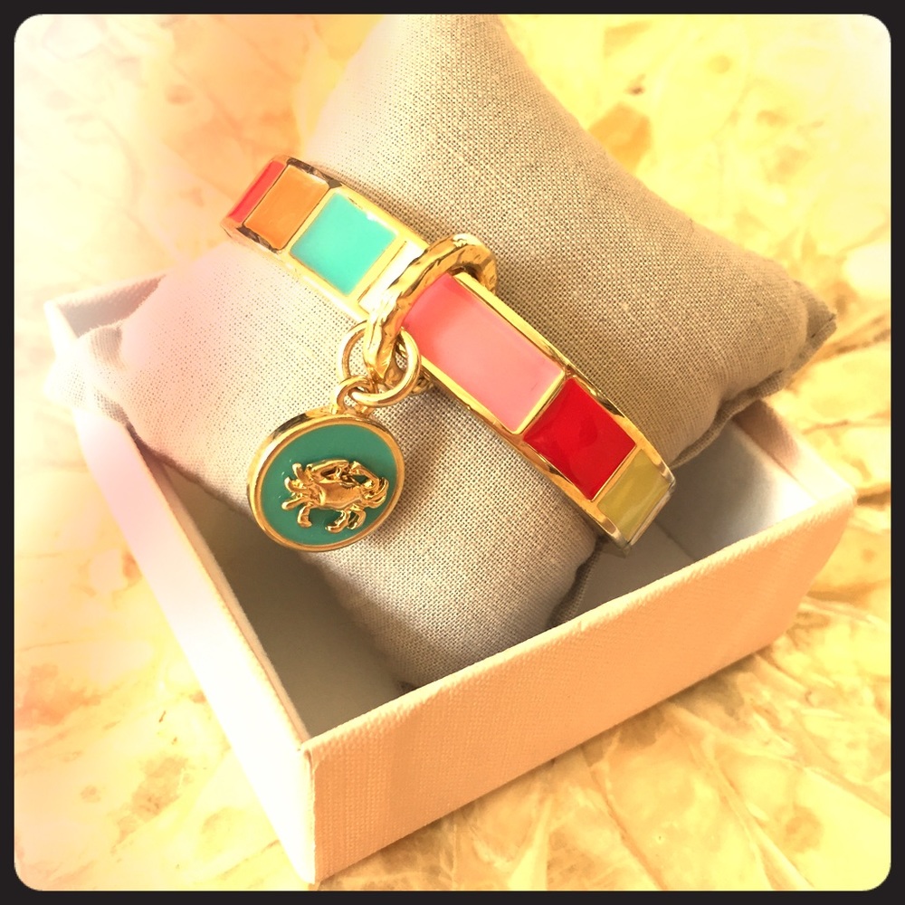 Vineyard Haven Hinged Summer Bracelet ~ Crab Charm
