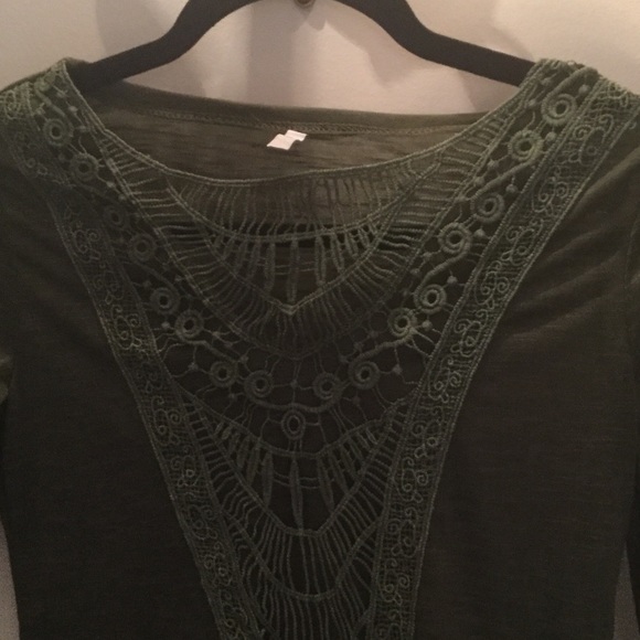Venus green top size small - Picture 4 of 4