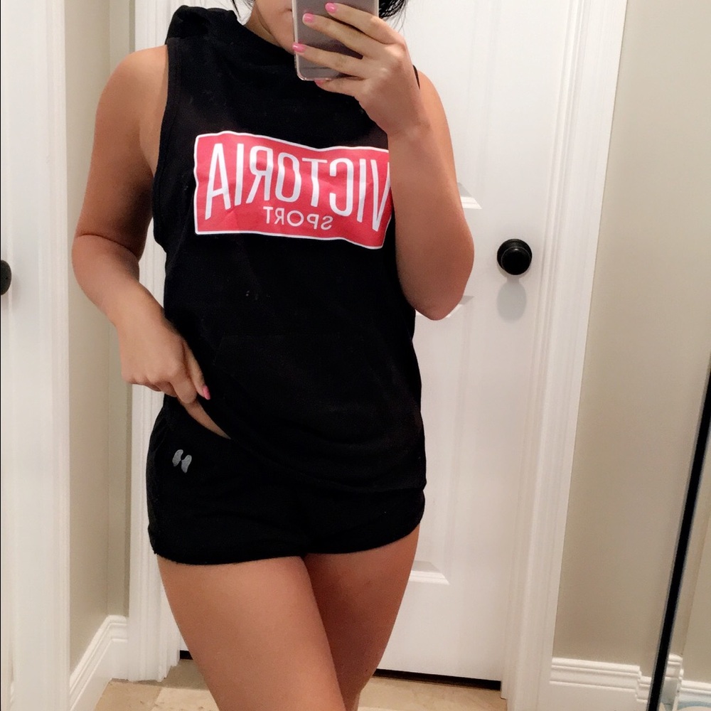 Victoria's Secret workout outfit
