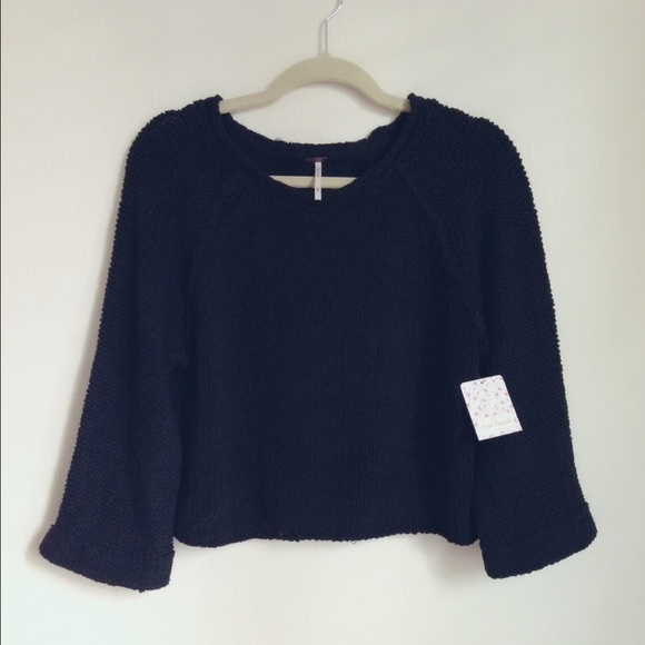 LOWEST❗️NWT Free People black crop Sweater - Picture 3 of 4