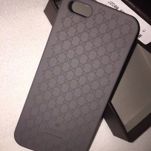 iPhone 4 Gucci rubber cellphone case (brand new)