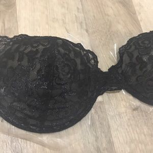 Brand new VS backless lace push-up