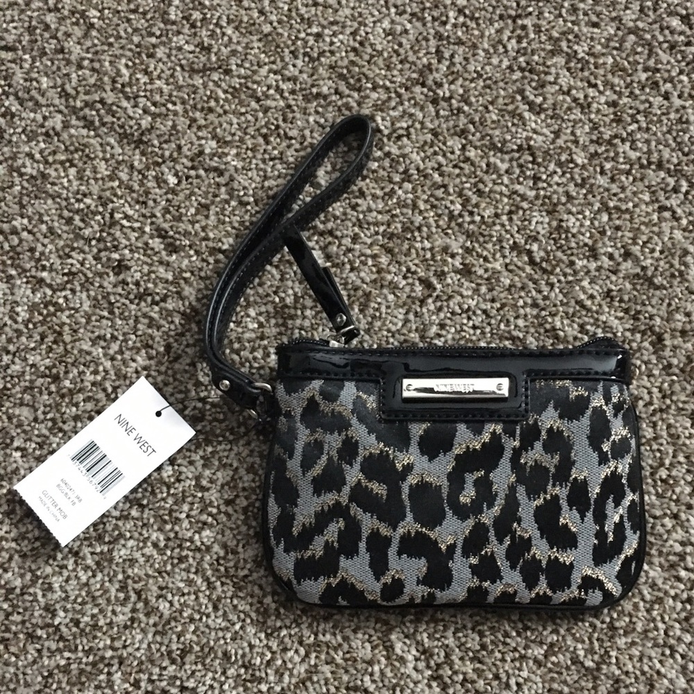 NWT Nine West wristlet