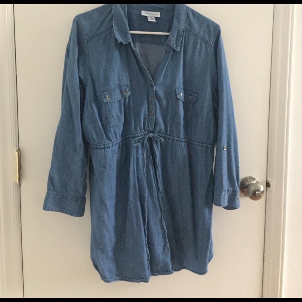 Blue tie front maternity tunic