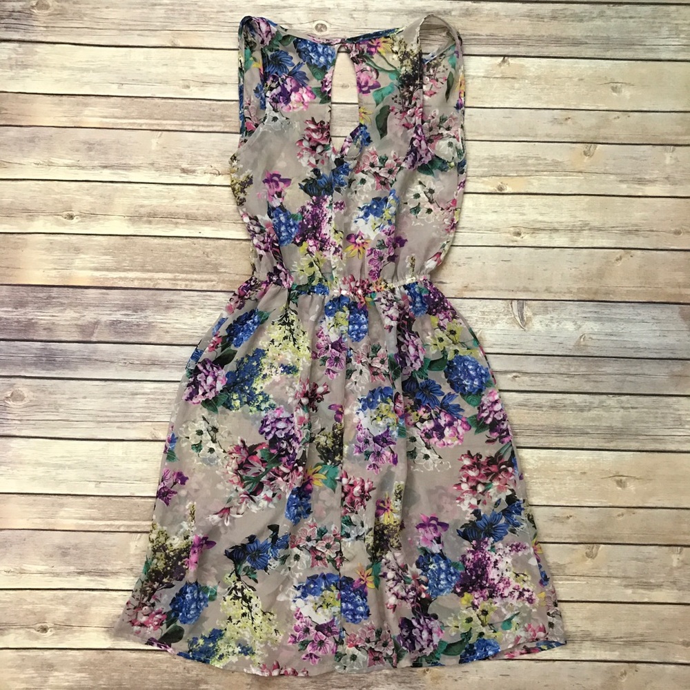 Bar III floral Sheer Dress - Picture 5 of 5