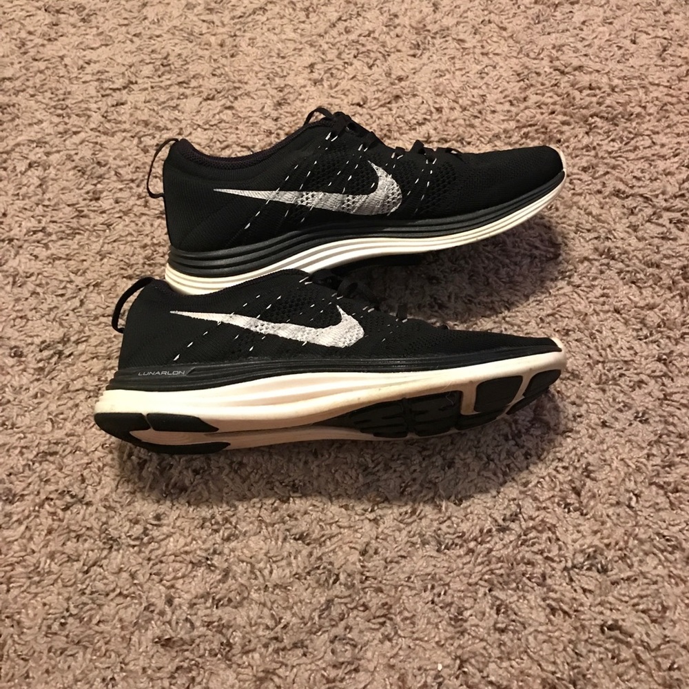 Nike Flyknit Lunar 1