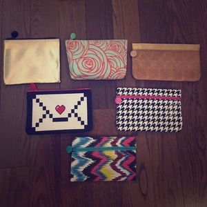 🍀SALE☘️ Ipsy Makeup Bags Bundle
