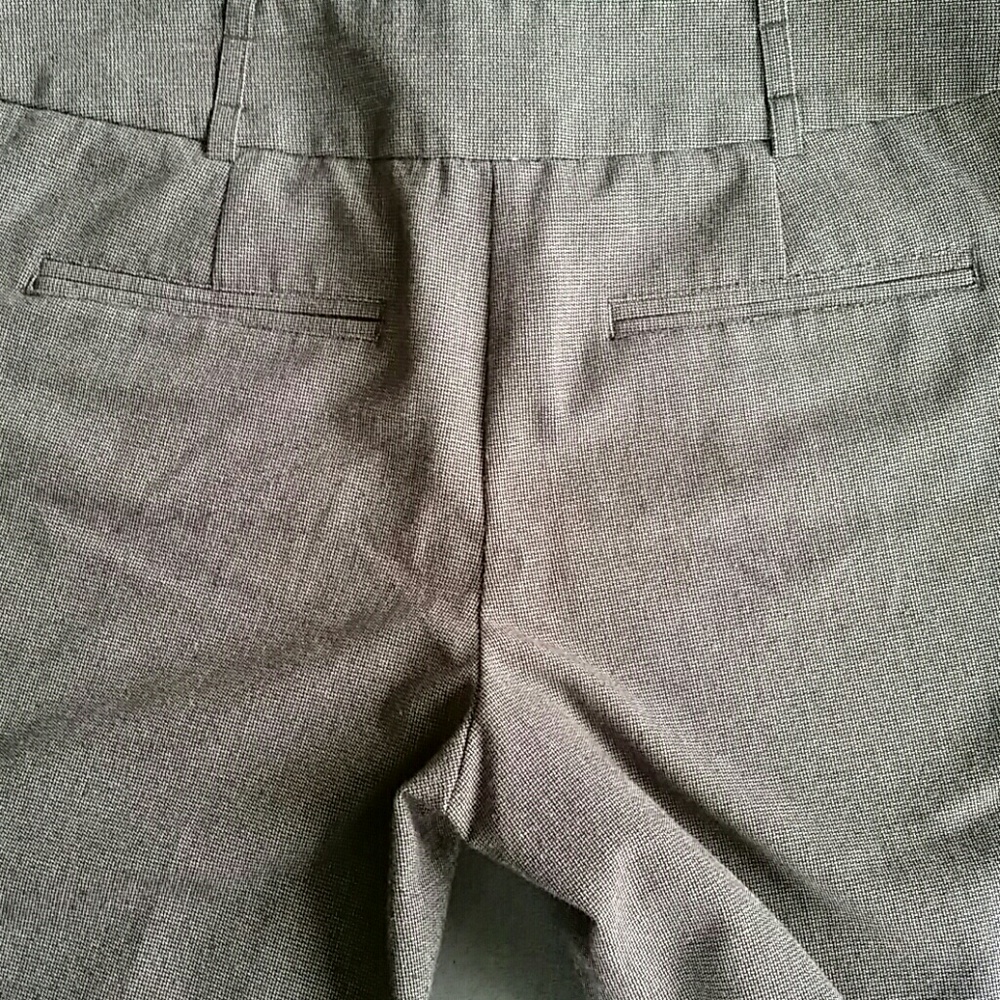 Apt.9 capris - Picture 2 of 4