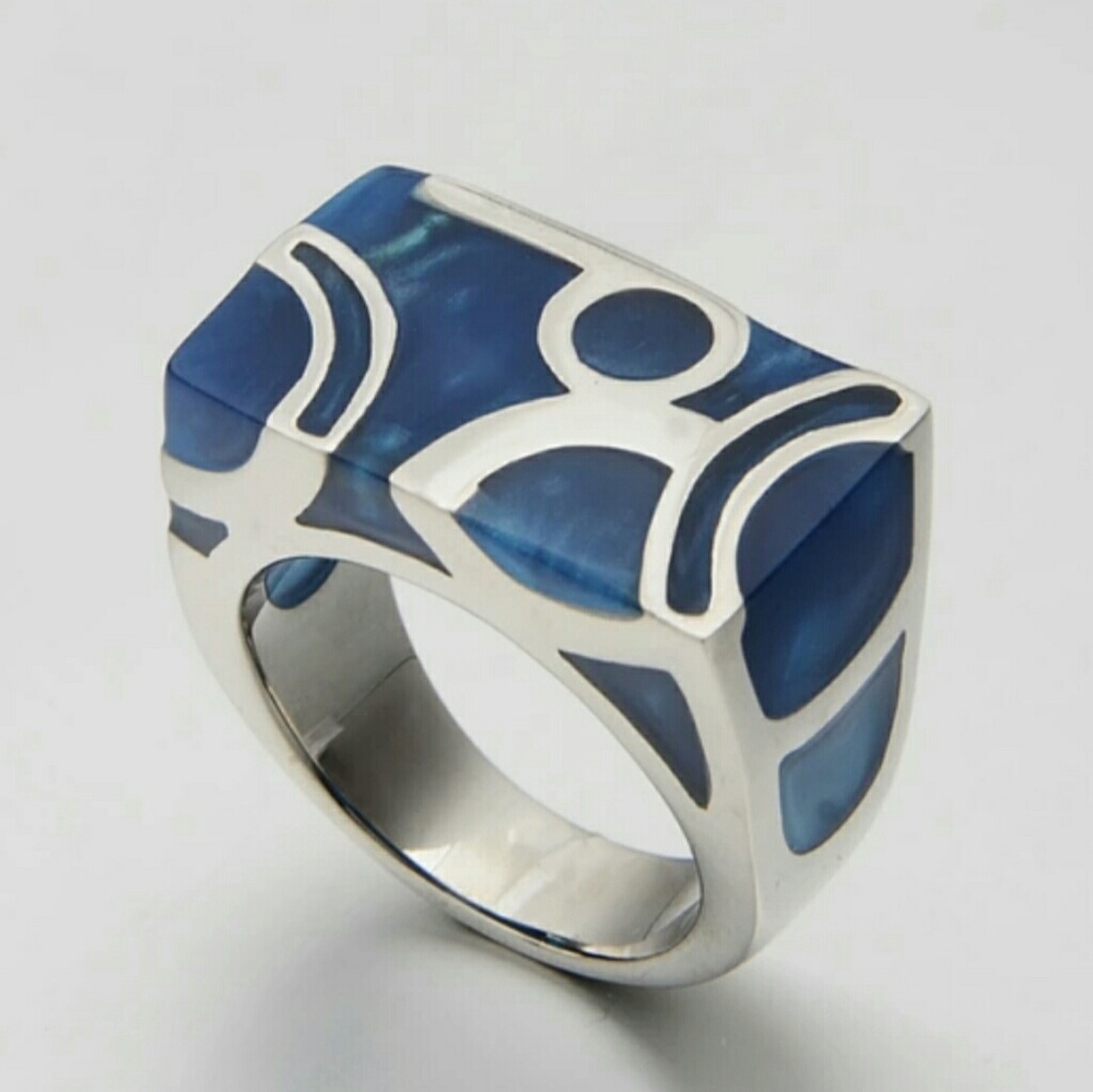 NWT Blue Chunky Ring Size 8