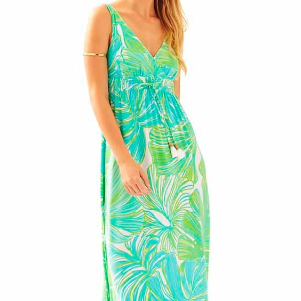 **SOLD**Lilly Green Sheen Fronds  Isla Vneck Maxi