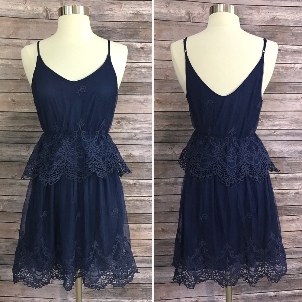 Umgee Dress Navy Blue Lace Womens Size Small - Picture 2 of 5