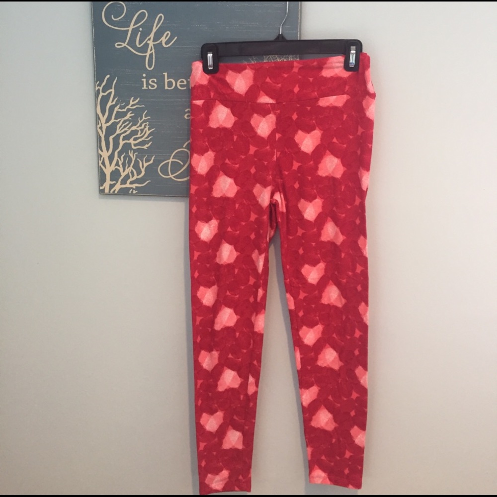 EUC LuLaRoe Valentine's Day One Size Leggings