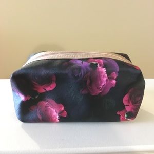 🌷SALE🌷 Ulta Makeup Bag