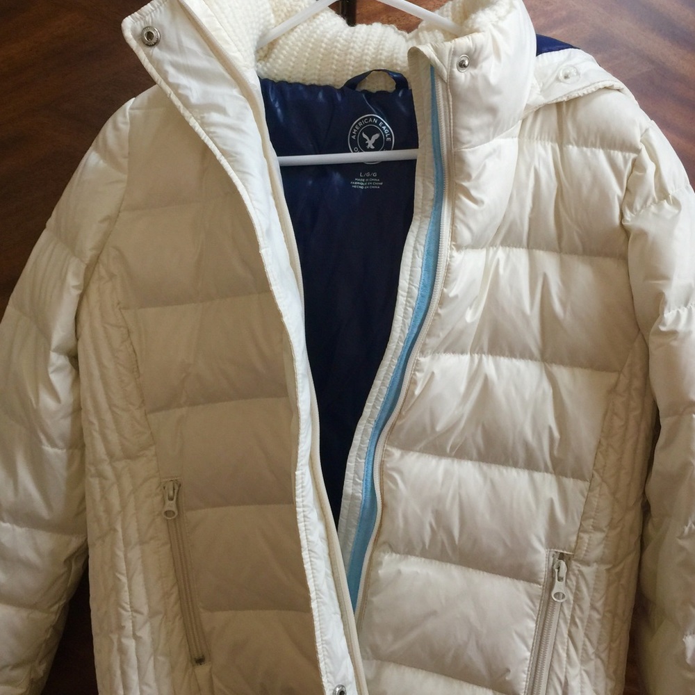 American Eagle women's puffer coat