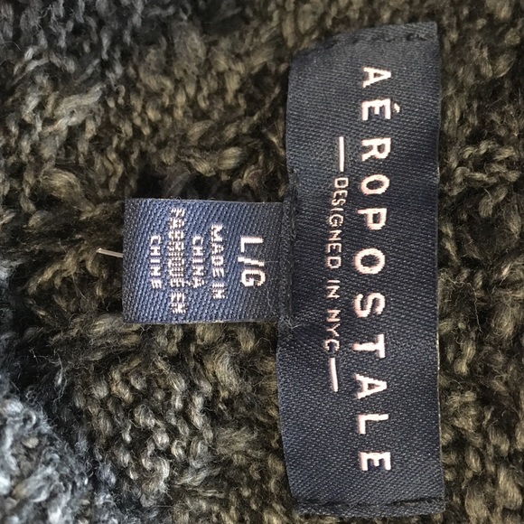 Sweater - Picture 4 of 4