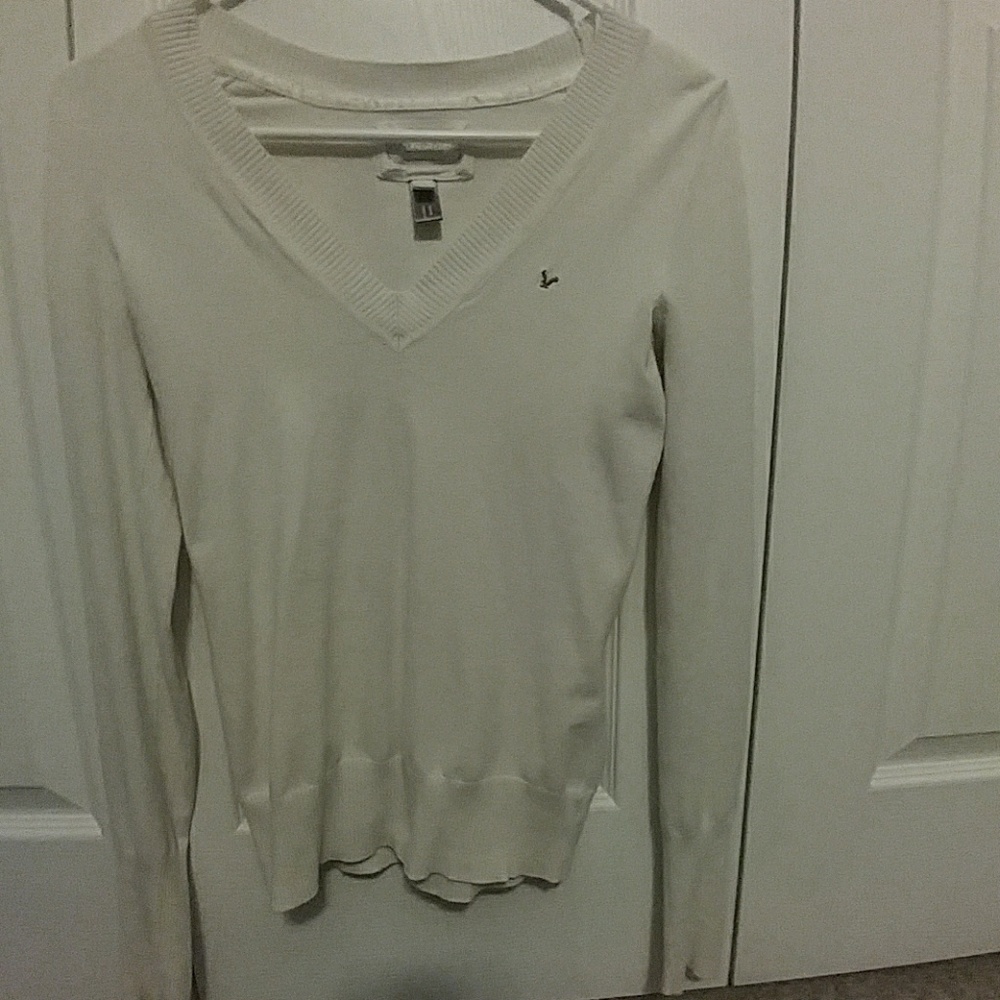American eagle sweater