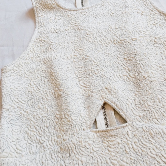 Ivory Textured Dress - Picture 7 of 7