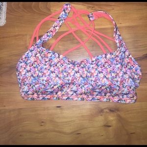 Lulu lemon sports bra
