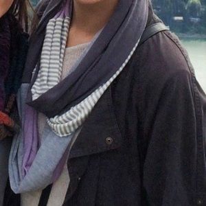 Purple and gray circle scarf