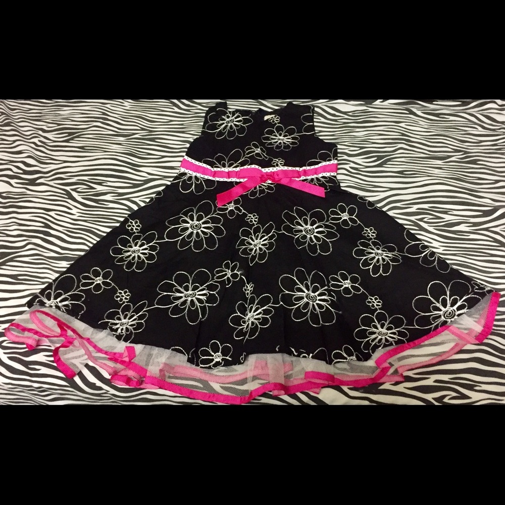 Girls Black/Pink/White Rare Too! Dress.