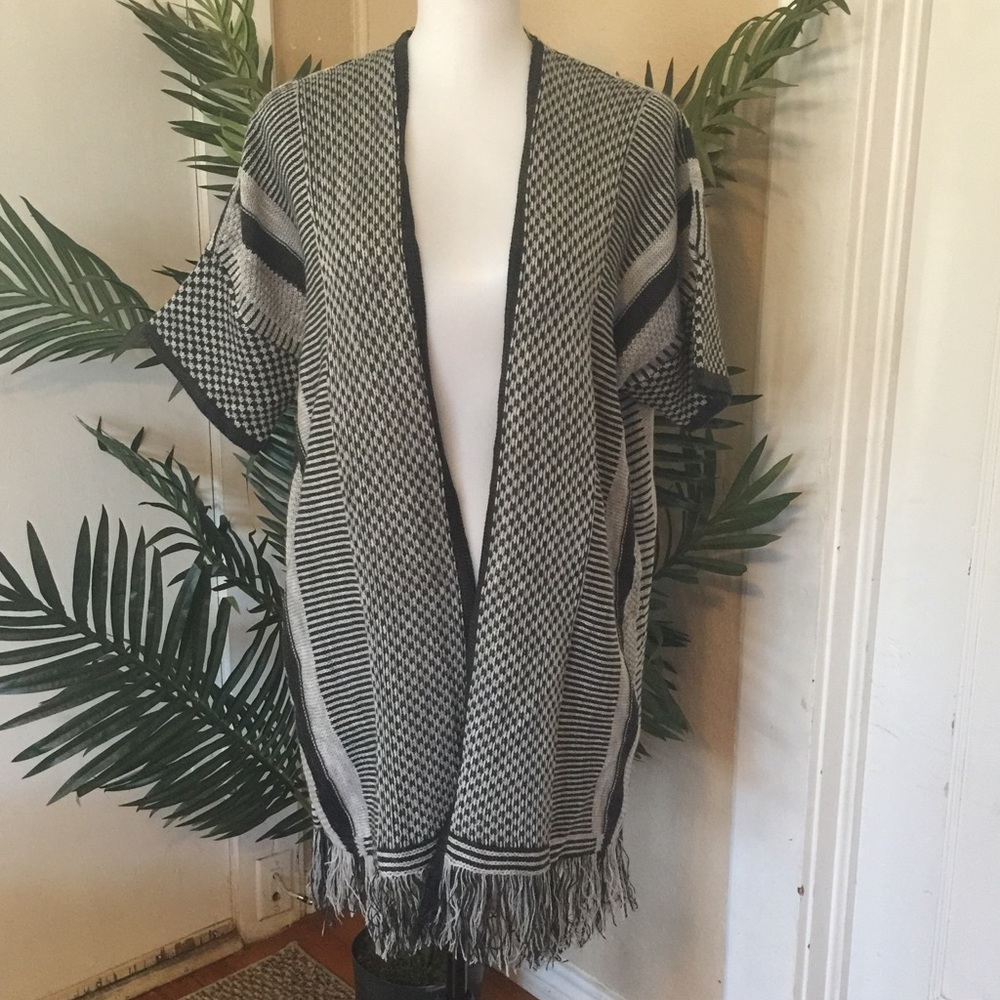 Knit Cardigan Black & Gray