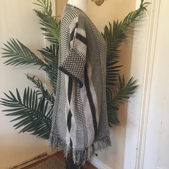 Knit Cardigan Black & Gray - Picture 3 of 6