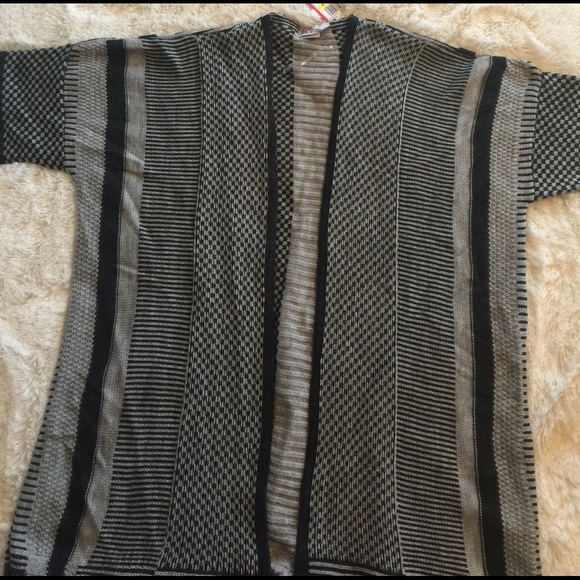 Knit Cardigan Black & Gray - Picture 6 of 6