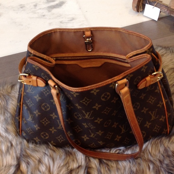 SOLD  Louis Vuitton Batignolles handbag - Picture 6 of 7