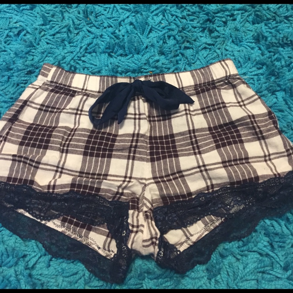 Aerie Plaid sleep shorts