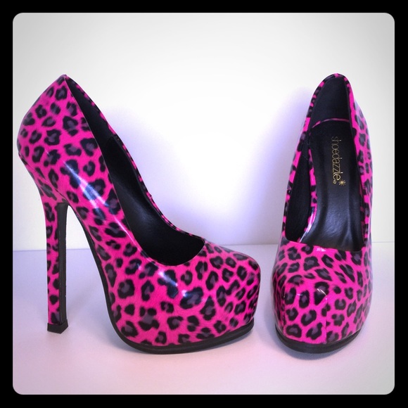  SALE!!! Shoedazzle pumps NWOT - Picture 1 of 4