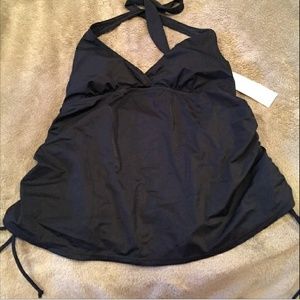 Liz Lange maternity swim top