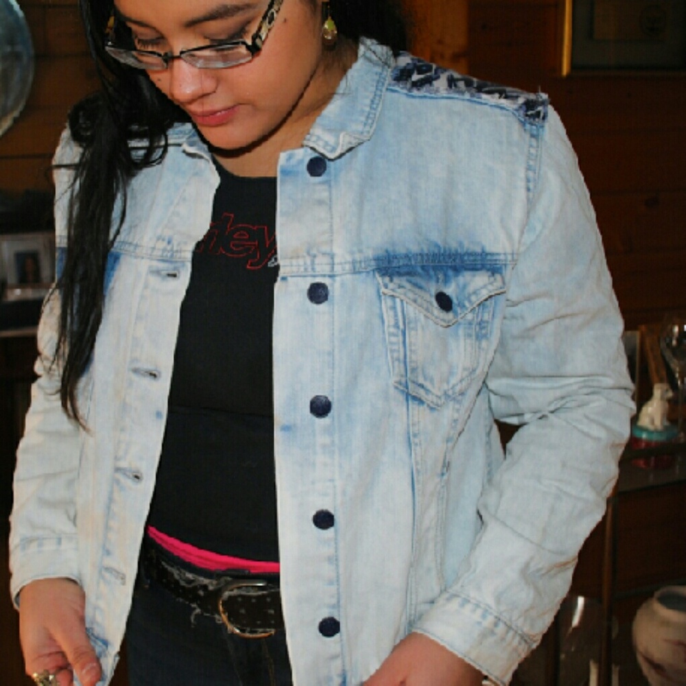 Three Pocket Rock & Republic Jean Jacket