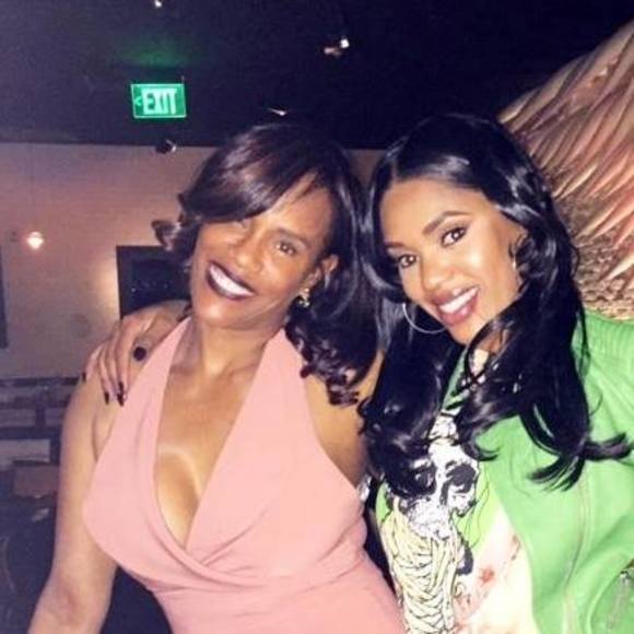 Meet your Posher, Margo - Picture 1 of 1