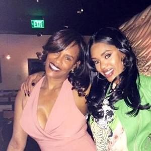 Meet your Posher, Margo