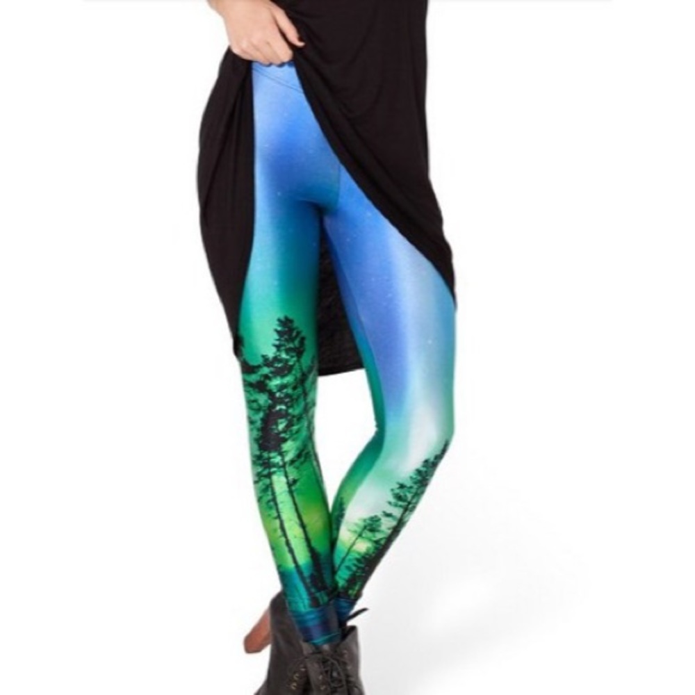 NWOT Black Milk Aurora Skye Leggings