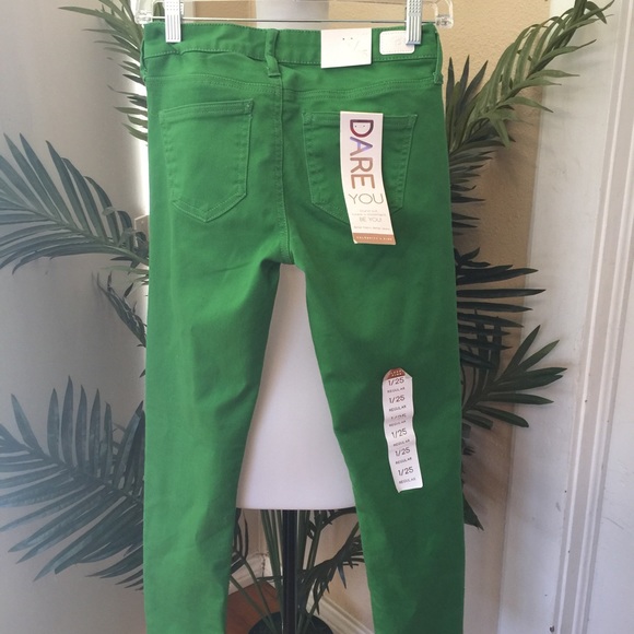 CELEBRITY PINK: Green Skinny Jeans - Picture 4 of 6