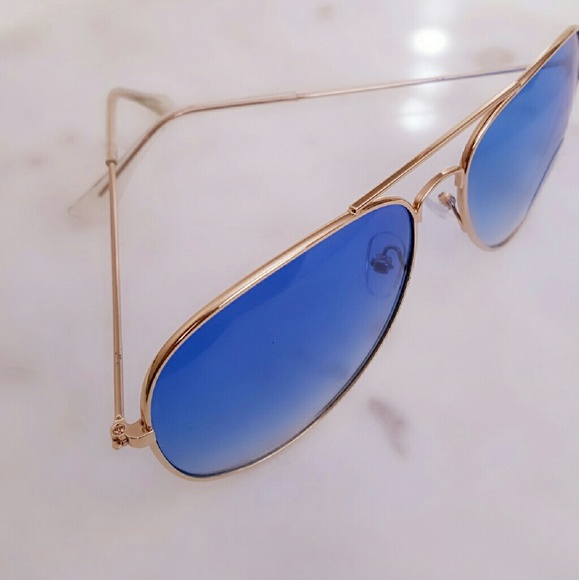 Aviator Sunglasses - Picture 3 of 3