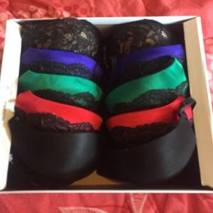 Victoria secret bombshell bra set of 5 size 34A