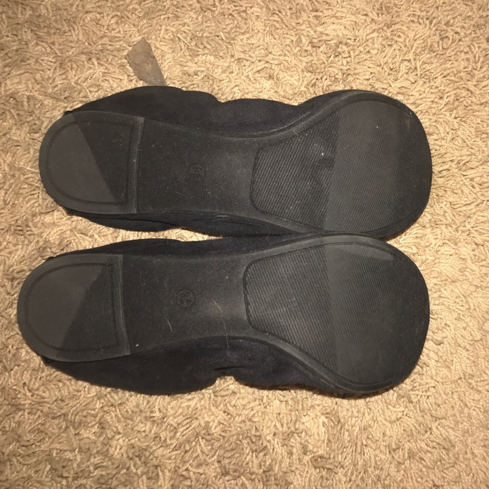 Flats - Picture 2 of 3