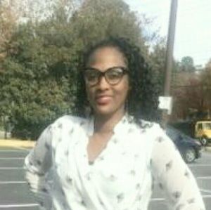 Meet your Posher, Lateka